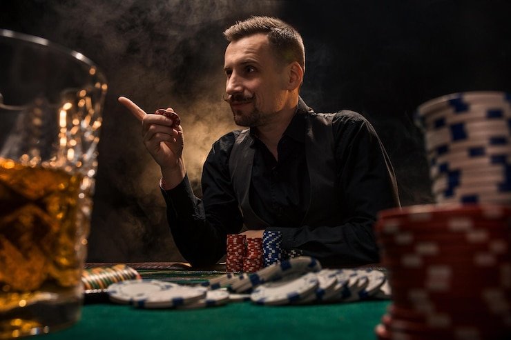 Aplikasi klikbet77 menampilkan daftar meja dealer langsung dengan antarmuka yang intuitif